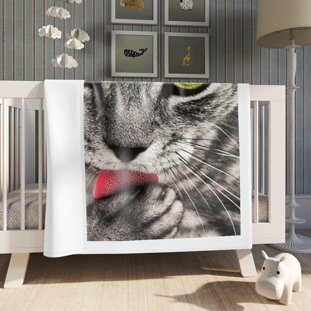 Cat's Eye Throw Blanket